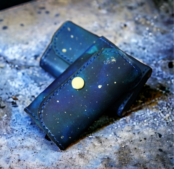 『星の銀河シリーズ』星のカケラ舞う銀河のキーケース  銀河キーケース 幻想的なキーケース 天体キーケース キーケース 1枚目の画像