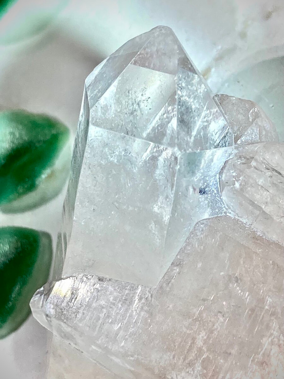 叡智の石❁⃘*.゜虹入り　ピンク　レムリアンシード　クリスタル　原石　クラスター 