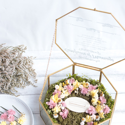 正八角形に変更中】参加型☆小花とグリーンのリングピロー