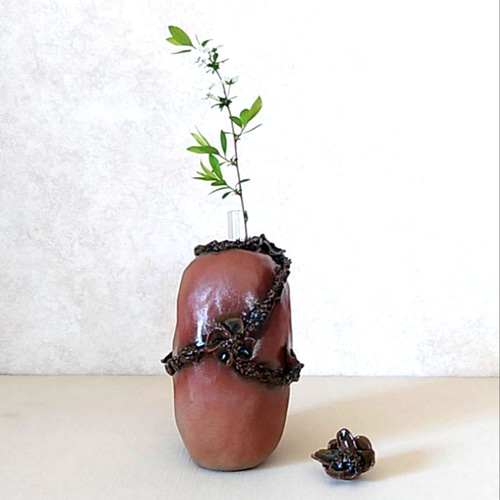一輪挿し へび 陶芸作家 一品もの（乾花一輪挿し/一点もの