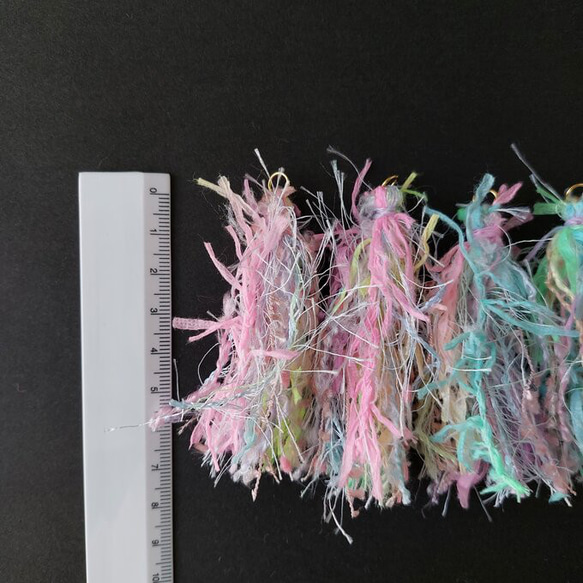 引き揃え糸 タッセル(17)　　素材糸　パーツ　手染め糸　ピンク　ゆめかわ　パステル 2枚目の画像