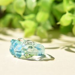 オパールカラーの雲リング♪もくもく感が超立体的❤️光を集めて色んな