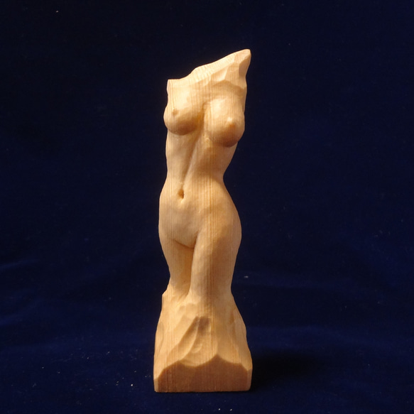 木彫刻 アート『 新緑 』 裸婦 芸術 アート 女性 ハンドメイド 松