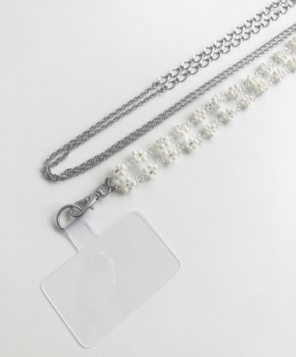 [スマホショルダー]Flower chain mobile shoulder(White × Silver) 2枚目の画像