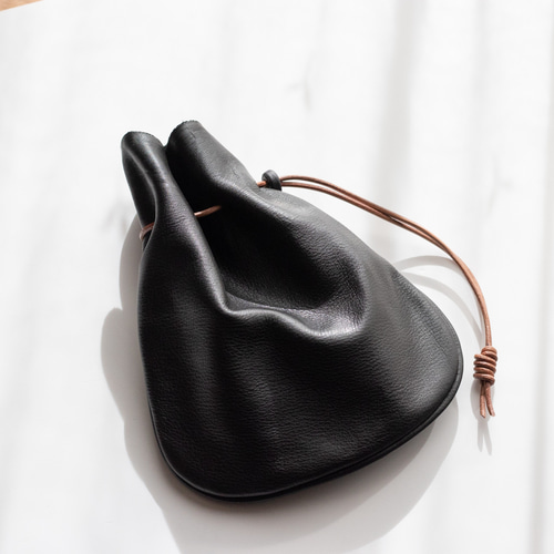 牛革巾着 224829 巾着袋 yoki 通販 15600687｜Creema(クリーマ)