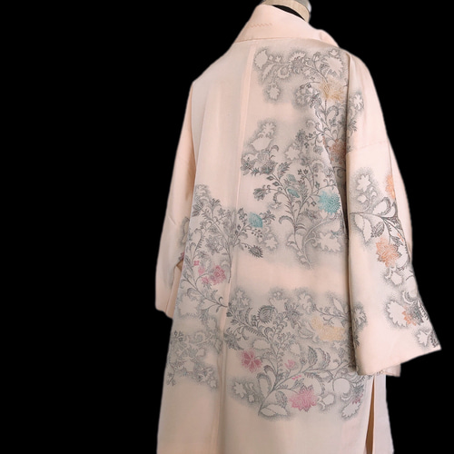 着物リメイク 薄ピンク ロング羽織 カーディガン 着物リメイク 薄ピンク ロング羽織 カーディガンの通販 by ちーぼー