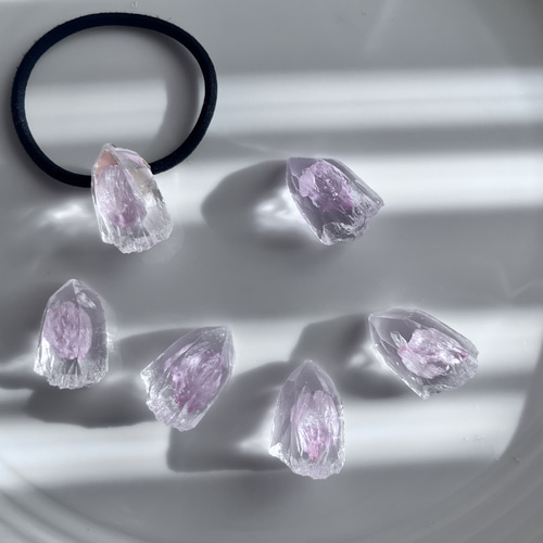 ♡本物の桜の花びらのプリザーブドフラワー 入り鉱石レジン