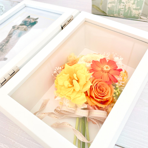 プリザーブドフラワー 額縁に入ったお花 心をこめて丁寧に作ります