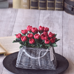 ◆粘土のお花◆　真っ赤なミニ薔薇　グレーバスケット　B783 5枚目の画像