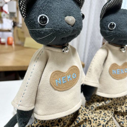 ヒョウ柄パンツの黒ねこちゃん❗️】靴下ぬいぐるみ ぬいぐるみ ヒョウ柄パンツの黒ねこちゃん❗️】靴下ぬいぐるみ ぬいぐるみ
