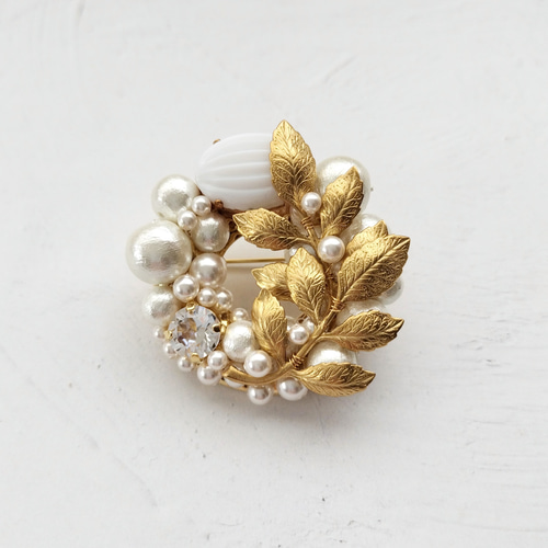 再販》ブローチ 真鍮 ダブルリーフ ヴィンテージ カボション コットン