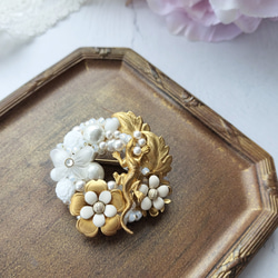 再販》ブローチ 真鍮 ダブルリーフ ヴィンテージ カボション コットン