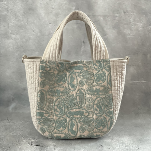 ミナペルホネン 生地使用 jungle relief お散歩バッグ ハンドメイド