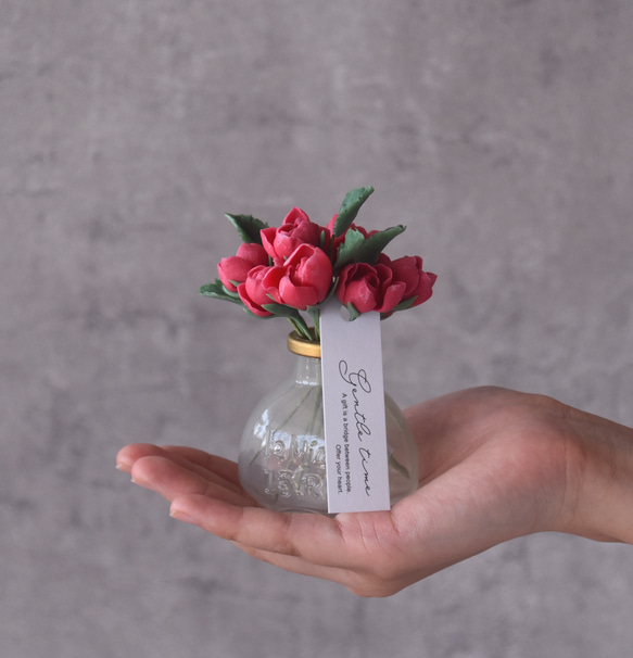 ◆粘土のお花◆ ミニサイズ！　真っ赤なミニ薔薇　アンティーク　ホラリング・フラットボトル …　B786 2枚目の画像