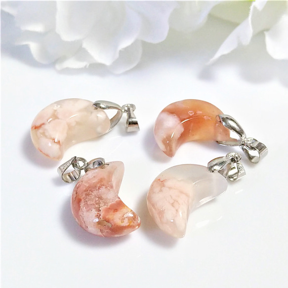 桜瑪瑙（チェリーブロッサム） 月型　１個　天然石ペンダントトップ　バチカン付き　バックチャームやストラップにも 6枚目の画像