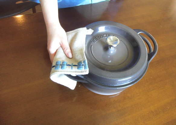 Sale　北欧柄手織り鍋つかみ　麻綿・リネン　ミニマット　ダイニング　キッチン食卓　花瓶敷 1枚目の画像