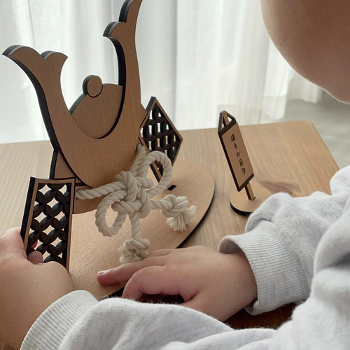 Wooden Kabuto natural 木製兜飾り 木製 兜 雑貨・その他 Pinoki 通販