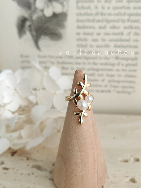 ゴールドリーフ＆淡水パールのイヤーカフ 6枚目の画像