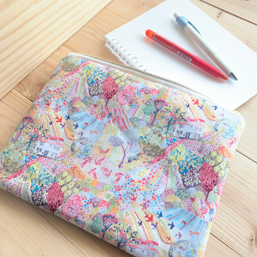 リバティ A5サイズ フラットポーチ 25cmファスナー＜Royal Oak House