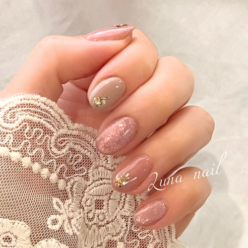 ピンクマグネット✨ゴールドフレークネイル ネイルチップ（つけ爪  