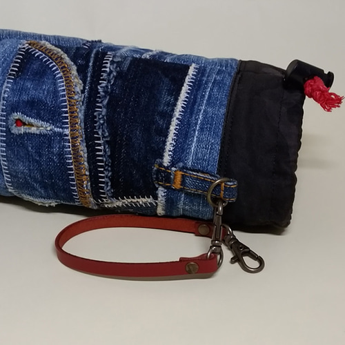 保冷ペットボトルホルダー 短いペットボトル用 デニムリメイク(パッチ