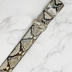 日本製　パイソン　３５㎜巾　マネーベルト　ダイヤモンドパイソン　上質　真鍮磨き上げバックル　蛇革　エキゾチックレザー　 2枚目の画像