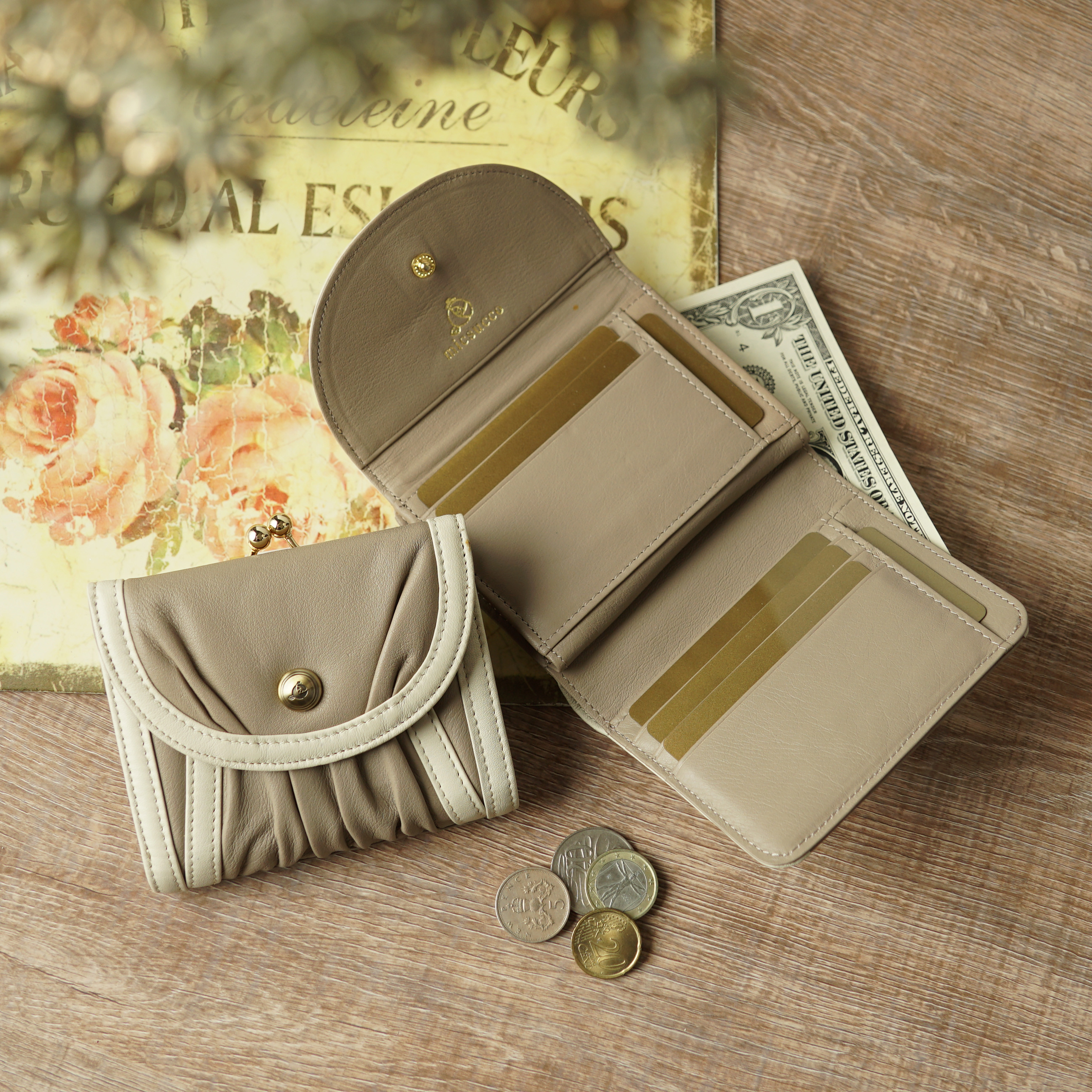 【3日以内発送】大きく開くがま口ミニ財布　エンベロープ　MH0651