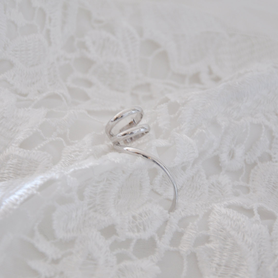 スパイラルイヤーカフ右耳用