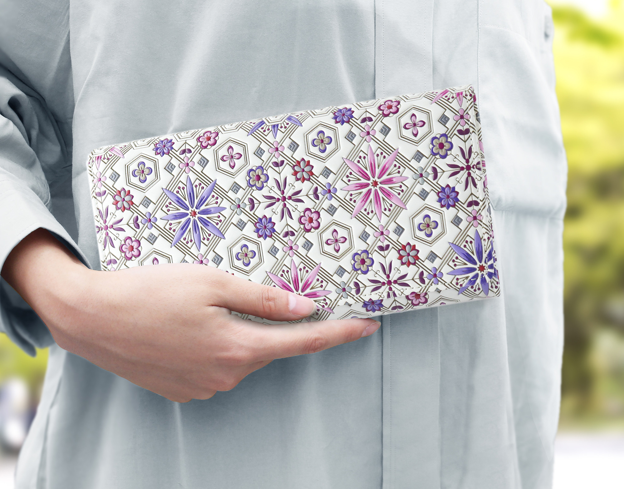 浅草文庫　かぶせ長財布　牛革/文庫革　大容量　花菱柄ワイン【470602】