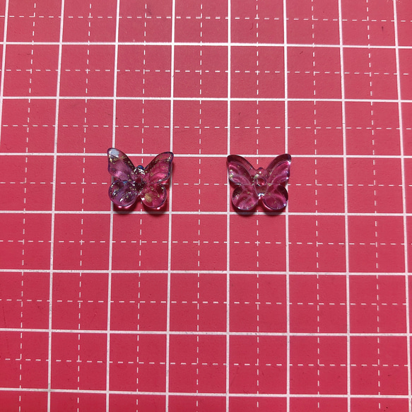 10個　クリア　ガラスビーズ　蝶々　ブルー　パープル　ゴールド　アモール 4枚目の画像