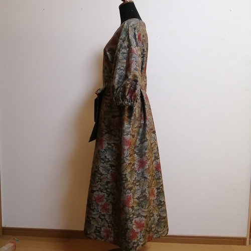 着物リメイク М 大島紬 上品なワンピース✨✨ SOLD 着物リメイク ワンピース 大島紬 ワンピース さらあお 通販