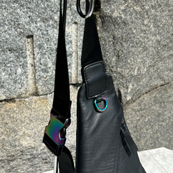 ＜20%OFFSALE＞軽量！さんかくボディバッグ大（本革） BLACK 9枚目の画像