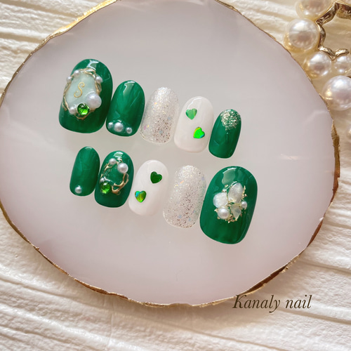 オーダー制】メンバーカラー 緑 グリーン イニシャル入(変更可) ネイル