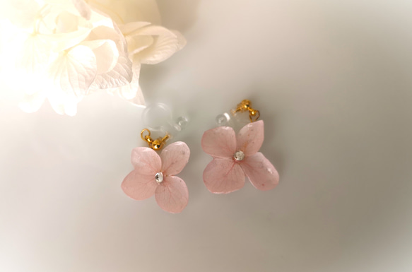 桜色の紫陽花 ～ *イヤリングとネックレスのセット* ～ 2枚目の画像