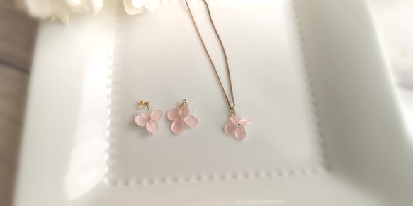 桜色の紫陽花 ～ *イヤリングとネックレスのセット* ～ 10枚目の画像