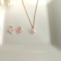桜色の紫陽花 ～ *イヤリングとネックレスのセット* ～ 6枚目の画像
