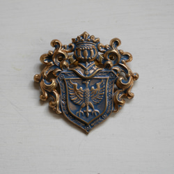 ブローチ【青騎士のエンブレム】紋章　真鍮　ヴィンテージ　アンティーク 2枚目の画像