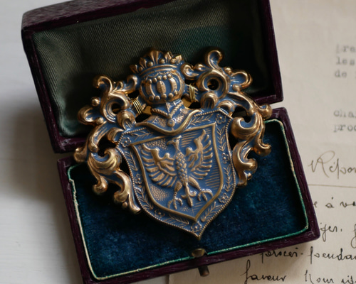 アンティーク鉄製 装飾紋章 入り146g 百合の紋章ボタン 23mm |メタルボタンの卸通販 《タカシマ》