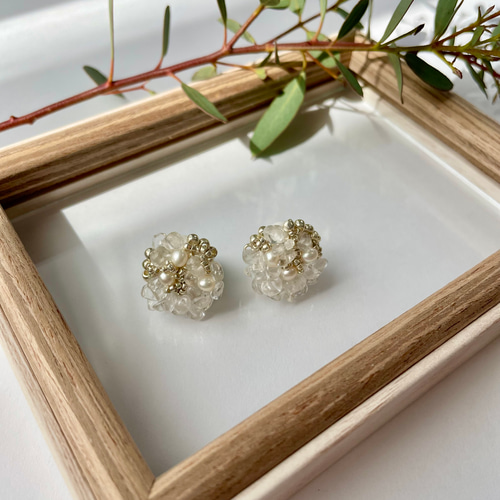 水晶の鉱石ピアス 大 クリア 天然石 水晶 鉱物 鉱石 自然