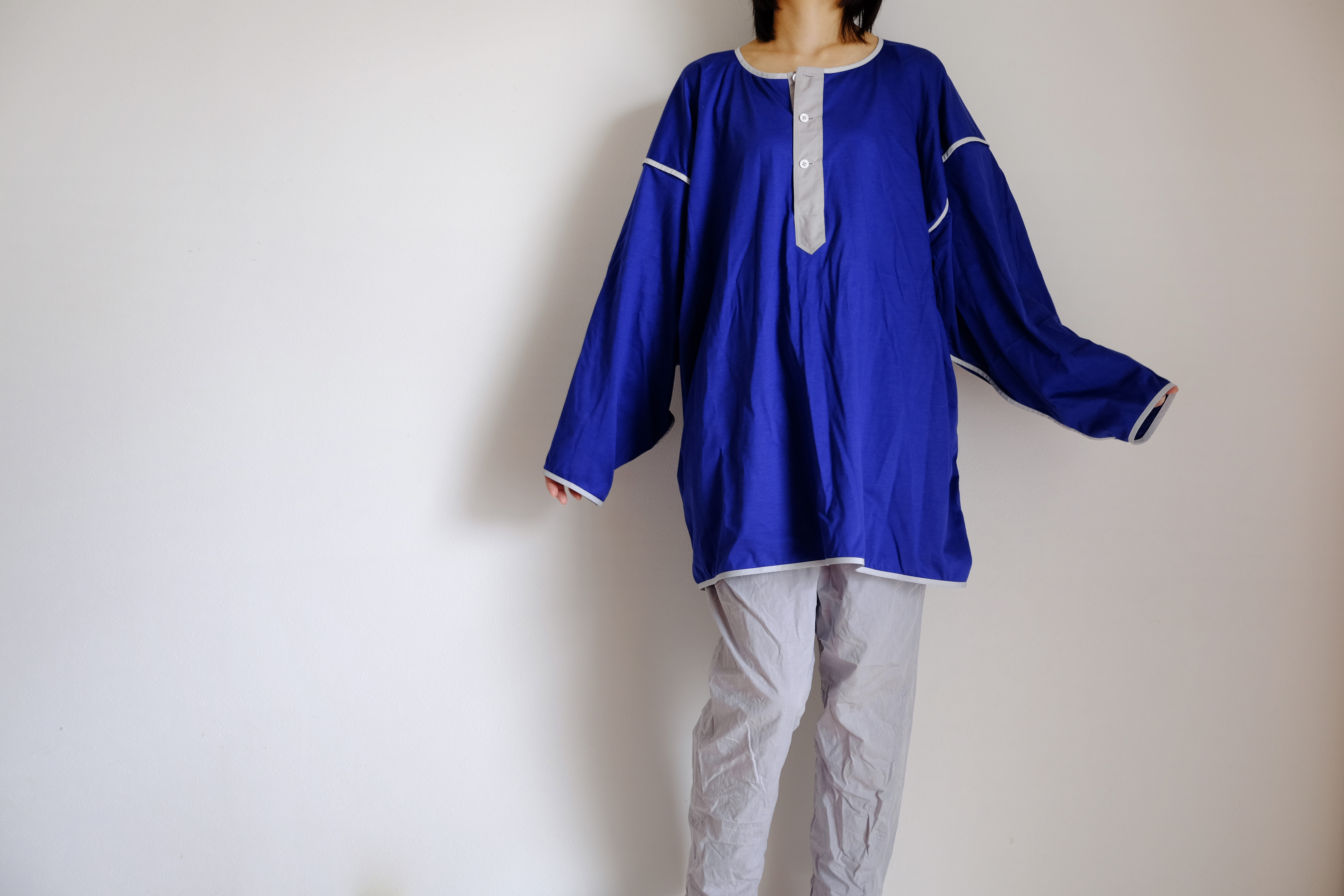 ビックヘンリーネック カットソー / パイピング /ハイゲージ コットンニット【ロイヤルブルーにグレーパイピング】