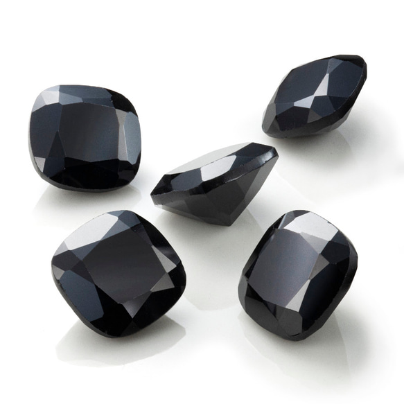 1粒売り 宝石質ブラックスピネルAAA ルース スクエアファセット