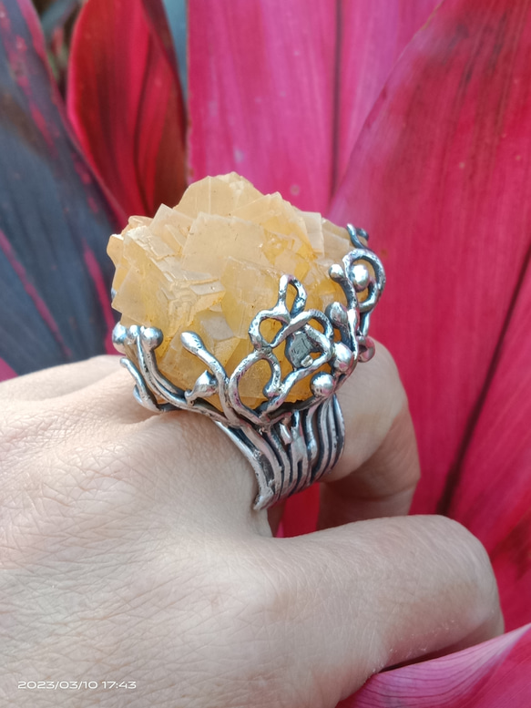 黃螢石原礦手工銀戒 純銀戒指~ 「黃龍」~ Fluorite Mineral Silver Ring 第4張的照片