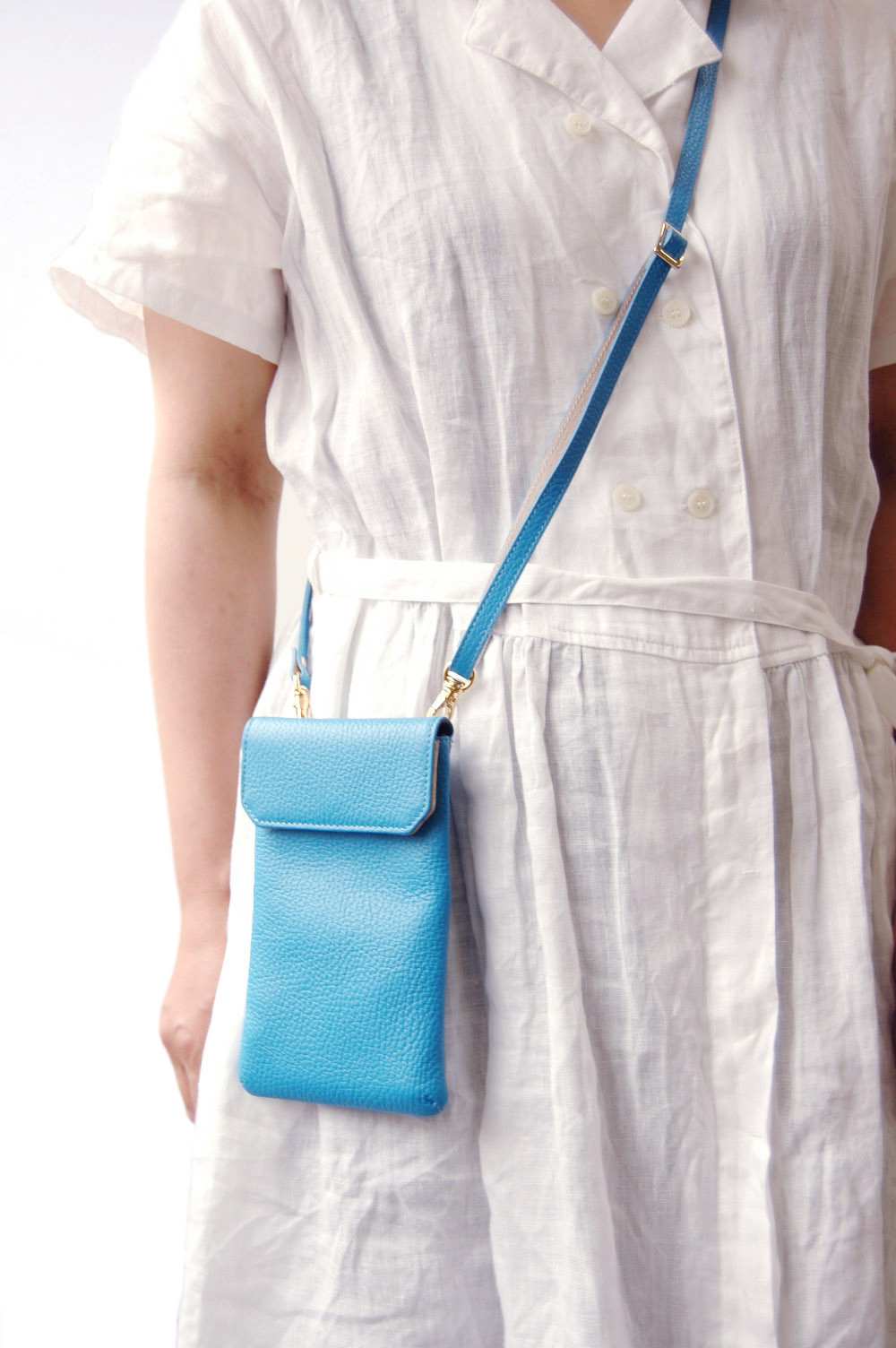 スマホケース 調整可能ショルダーベルト リール付きパスケース ストラップ付き 6色