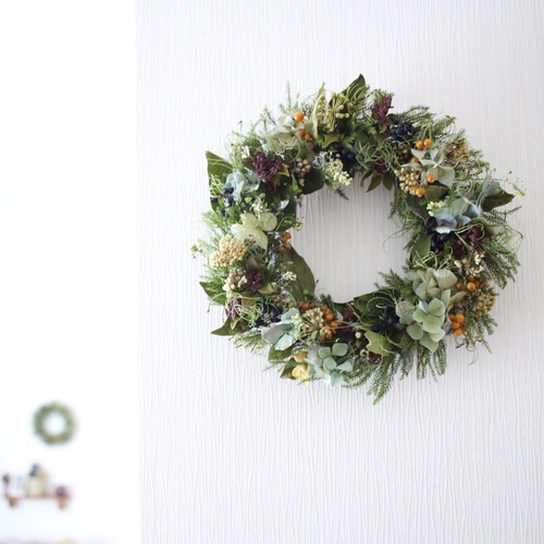 トキワガマズミのふんわりグリーンリース✳︎ドライフラワー◎23センチ