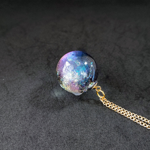No.579 猫  球体　ネックレス　レジン　雲レジン  レジンアート　宇宙玉 m53245831073_1.jpg?1715428821