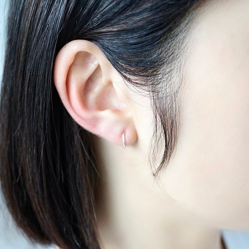 ピアスに見えるイヤリング！痛くない！極小 ミニフープ