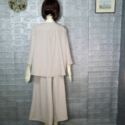着物リメイクブラウススーツ「色無地正絹＝グレージュ」Ｌ寸11号スカート裏付き 4枚目の画像