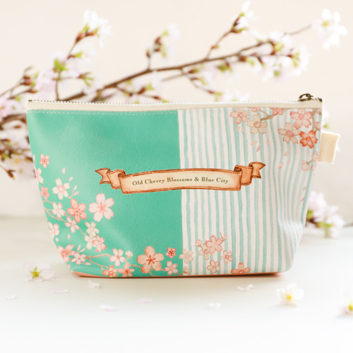 ポーチ「古の桜と青い都」《空想街雑貨店》 ポーチ 空想街雑貨店 通販