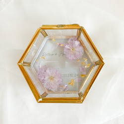 桜と金箔のレジンリングピロー×ゴールドガラスケース 6枚目の画像
