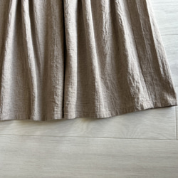 上質ベルギーリネンのダンガリースカート　トープベージュ 5枚目の画像